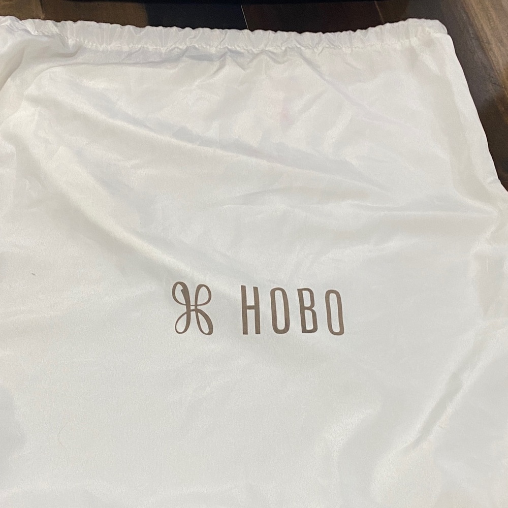 HOBO Large Shelia Silver Gray Women's Shoulder Bag - Picture 16 of 16